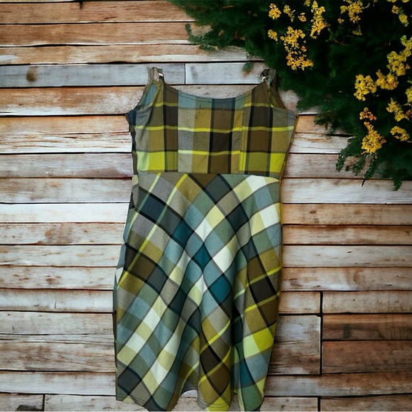Urban Outfitters Plaid Hook & Eye Plaid Mini Dress Green Zipper Side Size XS NWT - Picture 4 of 13